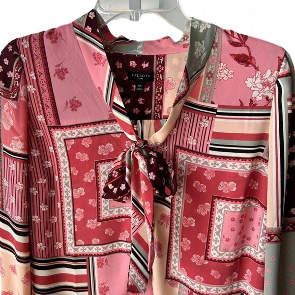 Talbots Patchwork Print Button Down Pink Cotton Long Sleeve Women’s Sz MP - Picture 2 of 6